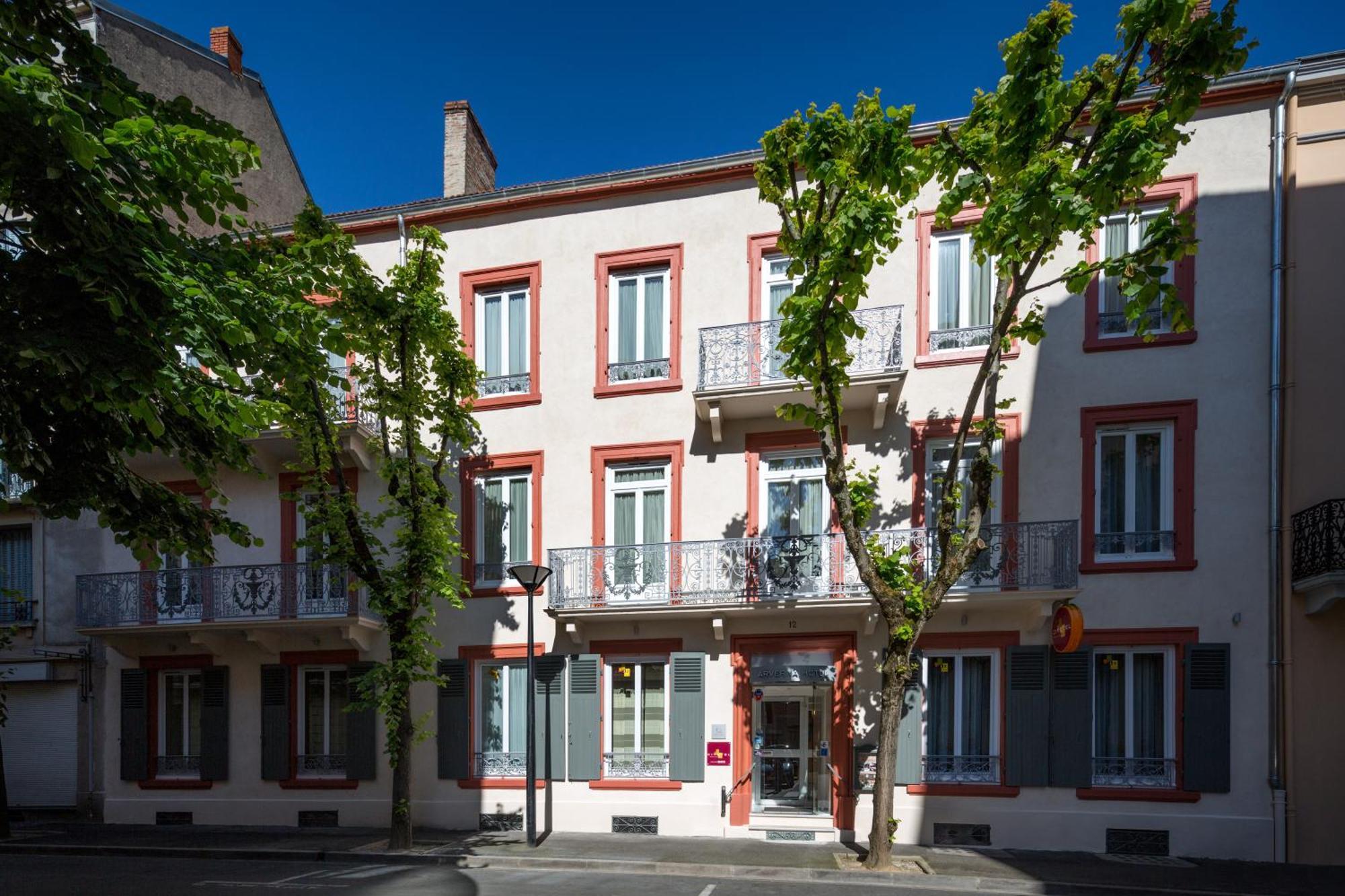 Hotel Arverna Vichy - Clt'Hotel Dış mekan fotoğraf