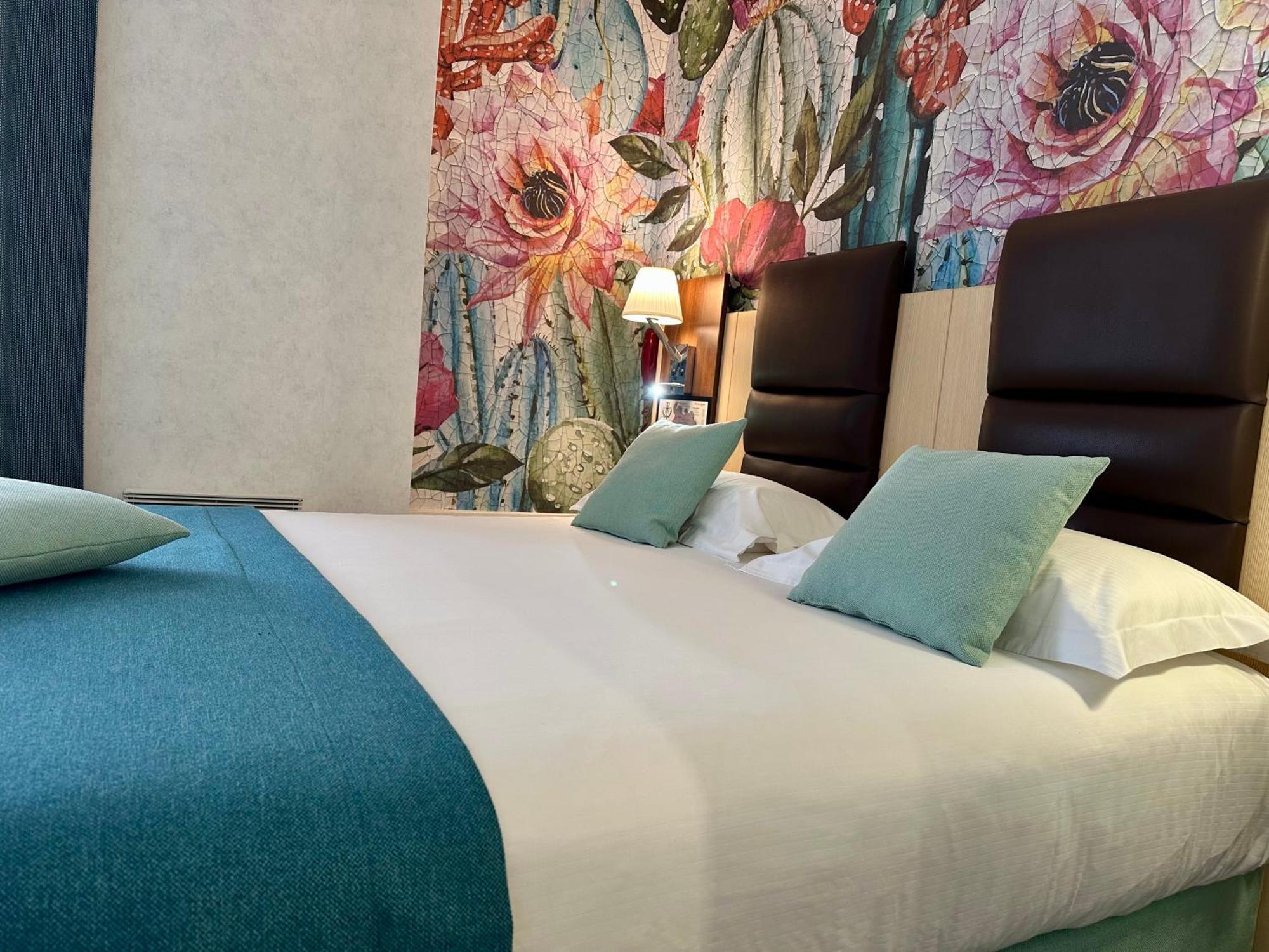Hotel Arverna Vichy - Clt'Hotel Dış mekan fotoğraf