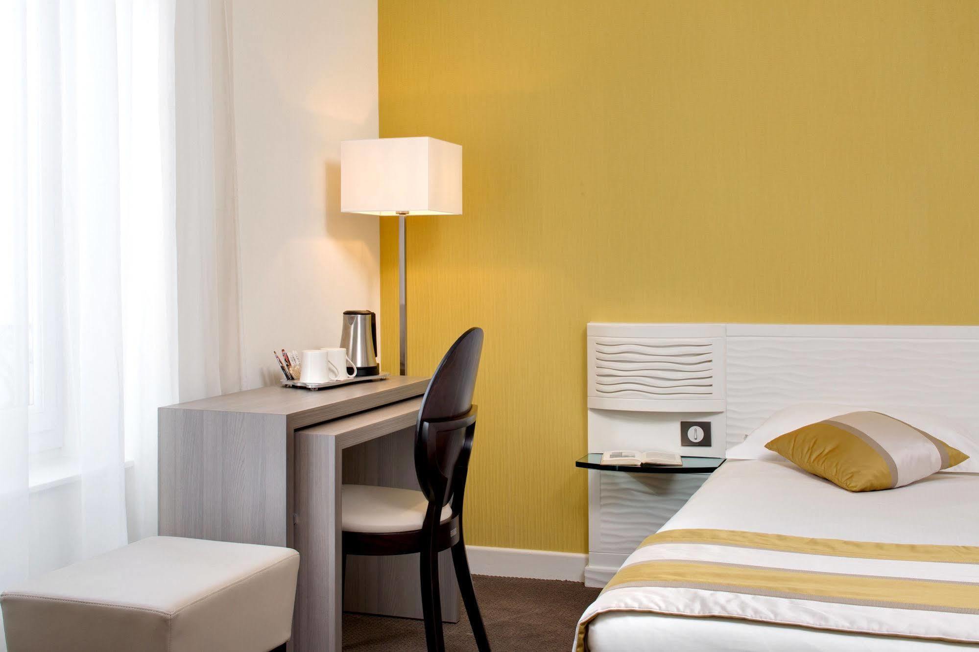 Hotel Arverna Vichy - Clt'Hotel Dış mekan fotoğraf